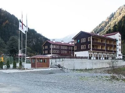 Flora Hotel 4*